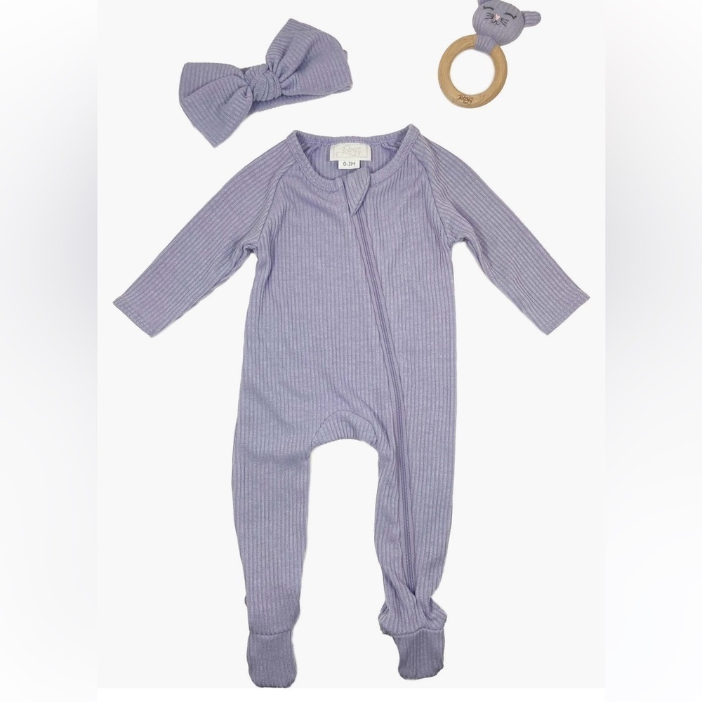 TOBY Footie, Headband & Teether Set in size 6-7 months. Lilac color.
